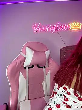 Private Yovng___Lau on StripChat