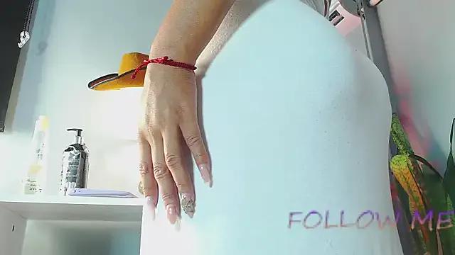 Freechat zoey-fox on StripChat