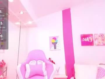 cam to cam sexiness with Girls streamers. Explore the newest collection of intense camshows from our capable horny hosts.
