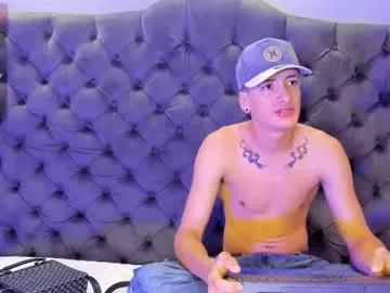 cam to cam sexiness with Girls streamers. Explore the newest collection of intense camshows from our capable horny hosts.