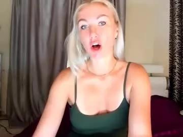 cam to cam sexiness with Girls streamers. Explore the newest collection of intense camshows from our capable horny hosts.