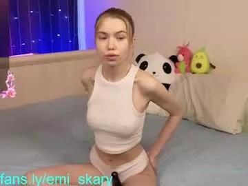 cam to cam sexiness with Girls streamers. Explore the newest collection of intense camshows from our capable horny hosts.