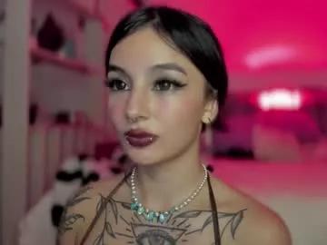 cam to cam sexiness with Girls streamers. Explore the newest collection of intense camshows from our capable horny hosts.
