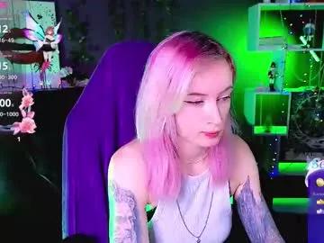 cam to cam sexiness with Girls streamers. Explore the newest collection of intense camshows from our capable horny hosts.