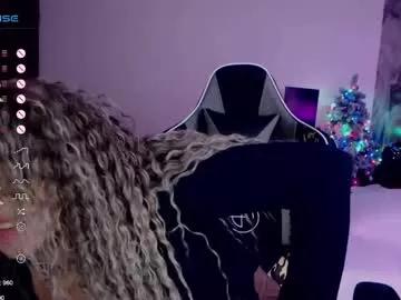 cam to cam sexiness with Girls streamers. Explore the newest collection of intense camshows from our capable horny hosts.