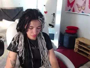 cam to cam sexiness with Girls streamers. Explore the newest collection of intense camshows from our capable horny hosts.