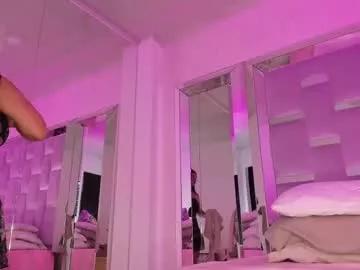 cam to cam sexiness with Girls streamers. Explore the newest collection of intense camshows from our capable horny hosts.