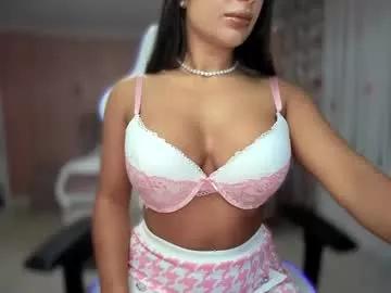cam to cam sexiness with Girls streamers. Explore the newest collection of intense camshows from our capable horny hosts.