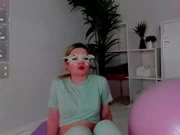 cam to cam sexiness with Girls streamers. Explore the newest collection of intense camshows from our capable horny hosts.