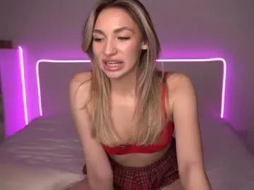 cam to cam sexiness with Girls streamers. Explore the newest collection of intense camshows from our capable horny hosts.