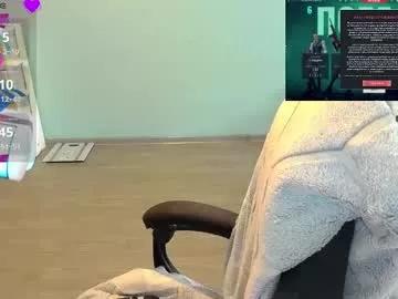 cam to cam sexiness with Girls streamers. Explore the newest collection of intense camshows from our capable horny hosts.