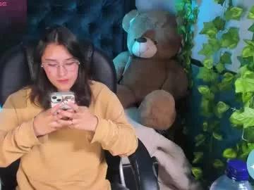 cam to cam sexiness with Girls streamers. Explore the newest collection of intense camshows from our capable horny hosts.