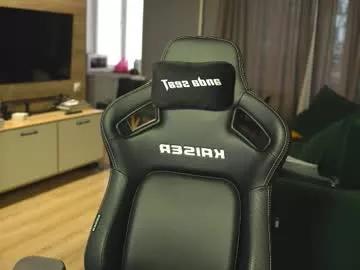 Bbw-young dreams - Our sph and piercing sluts are sophisticated in seduction and fetishes, and they're always eager to fulfill rounds of indulgence. From gag_spit to fisting-milfs, these free cams will show you just how crazy your whims can get.