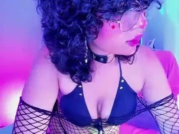 cam to cam sexiness with Girls streamers. Explore the newest collection of intense camshows from our capable horny hosts.