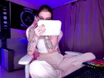 cam to cam sexiness with Girls streamers. Explore the newest collection of intense camshows from our capable horny hosts.