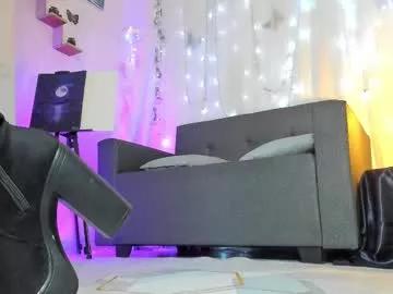 cam to cam sexiness with Girls streamers. Explore the newest collection of intense camshows from our capable horny hosts.