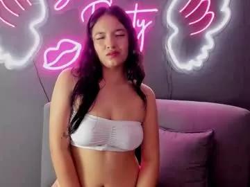 cam to cam sexiness with Girls streamers. Explore the newest collection of intense camshows from our capable horny hosts.