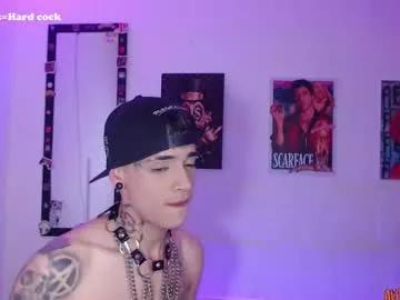 cam to cam sexiness with Girls streamers. Explore the newest collection of intense camshows from our capable horny hosts.