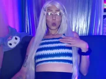 cam to cam sexiness with Girls streamers. Explore the newest collection of intense camshows from our capable horny hosts.