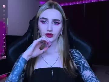 cam to cam sexiness with Girls streamers. Explore the newest collection of intense camshows from our capable horny hosts.