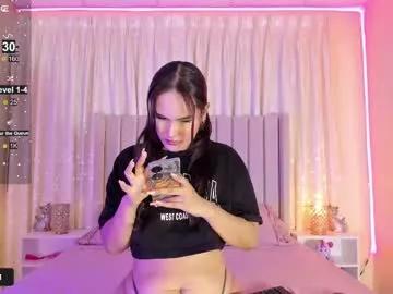 cam to cam sexiness with Girls streamers. Explore the newest collection of intense camshows from our capable horny hosts.