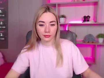 cam to cam sexiness with Girls streamers. Explore the newest collection of intense camshows from our capable horny hosts.