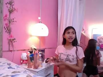 cam to cam sexiness with Girls streamers. Explore the newest collection of intense camshows from our capable horny hosts.