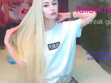 cam to cam sexiness with Girls streamers. Explore the newest collection of intense camshows from our capable horny hosts.