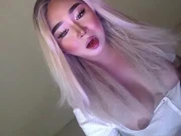 cam to cam sexiness with Girls streamers. Explore the newest collection of intense camshows from our capable horny hosts.