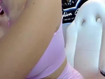 cam to cam sexiness with Girls streamers. Explore the newest collection of intense camshows from our capable horny hosts.