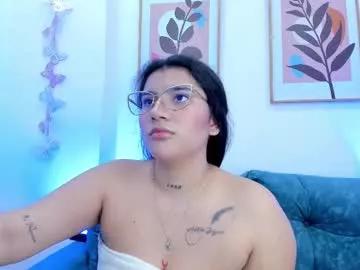 cam to cam sexiness with Girls streamers. Explore the newest collection of intense camshows from our capable horny hosts.