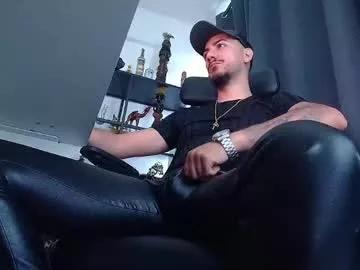 andrewbanner from Chaturbate is Freechat
