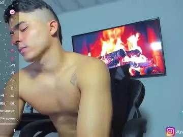 cam to cam sexiness with Girls streamers. Explore the newest collection of intense camshows from our capable horny hosts.