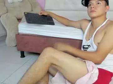 cam to cam sexiness with Girls streamers. Explore the newest collection of intense camshows from our capable horny hosts.