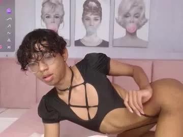 cam to cam sexiness with Girls streamers. Explore the newest collection of intense camshows from our capable horny hosts.