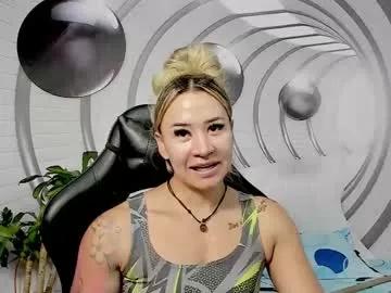 cam to cam sexiness with Girls streamers. Explore the newest collection of intense camshows from our capable horny hosts.