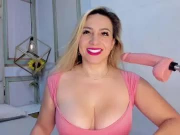 cam to cam sexiness with Girls streamers. Explore the newest collection of intense camshows from our capable horny hosts.