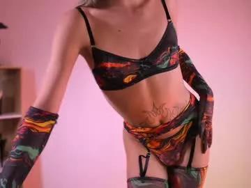 cam to cam sexiness with Girls streamers. Explore the newest collection of intense camshows from our capable horny hosts.
