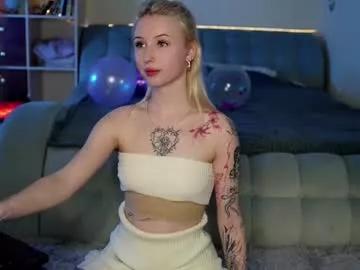 cam to cam sexiness with Girls streamers. Explore the newest collection of intense camshows from our capable horny hosts.