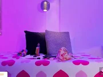 cam to cam sexiness with Girls streamers. Explore the newest collection of intense camshows from our capable horny hosts.