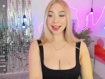 cam to cam sexiness with Girls streamers. Explore the newest collection of intense camshows from our capable horny hosts.