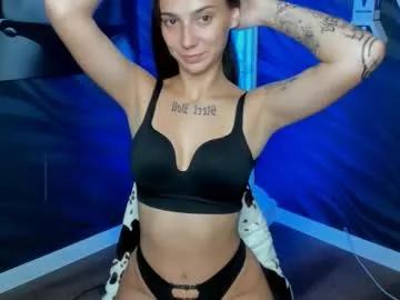 cam to cam sexiness with Girls streamers. Explore the newest collection of intense camshows from our capable horny hosts.