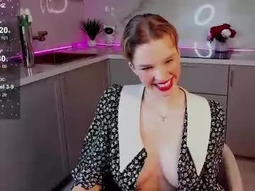 cam to cam sexiness with Girls streamers. Explore the newest collection of intense camshows from our capable horny hosts.