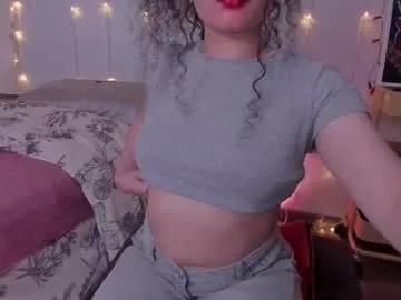Entertain your thirst for girls cam hosts with our choice of stunning models, skilled in the art of seduction and satisfaction.