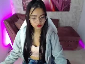 cam to cam sexiness with Girls streamers. Explore the newest collection of intense camshows from our capable horny hosts.