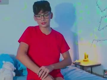 cam to cam sexiness with Girls streamers. Explore the newest collection of intense camshows from our capable horny hosts.