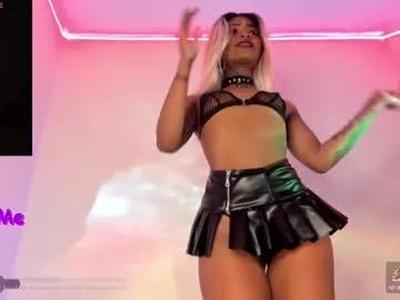 cam to cam sexiness with Girls streamers. Explore the newest collection of intense camshows from our capable horny hosts.