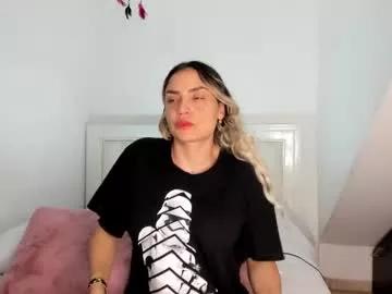 cam to cam sexiness with Girls streamers. Explore the newest collection of intense camshows from our capable horny hosts.