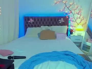 cam to cam sexiness with Girls streamers. Explore the newest collection of intense camshows from our capable horny hosts.