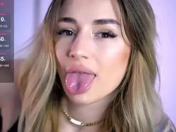 cam to cam sexiness with Girls streamers. Explore the newest collection of intense camshows from our capable horny hosts.